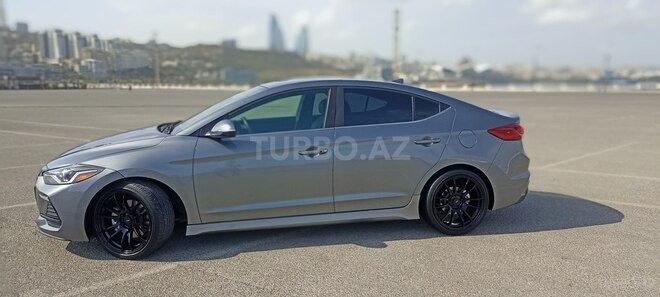 Hyundai Elantra 2016, 165,762 km - 1.6 l - Bakı