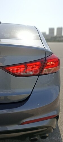 Hyundai Elantra 2016, 165,762 km - 1.6 l - Bakı