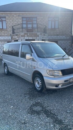 Mercedes Vito 112 2000, 600,000 km - 2.2 л - Qazax