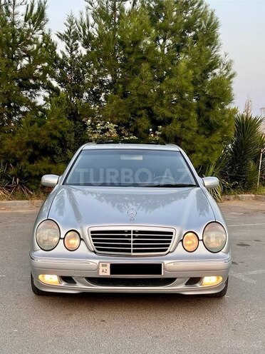 Mercedes E 240 2000, 393,000 km - 2.4 l - İmişli