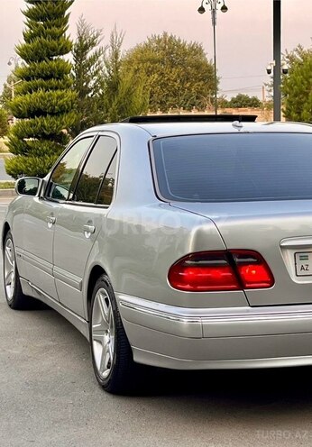 Mercedes E 240 2000, 393,000 km - 2.4 l - İmişli