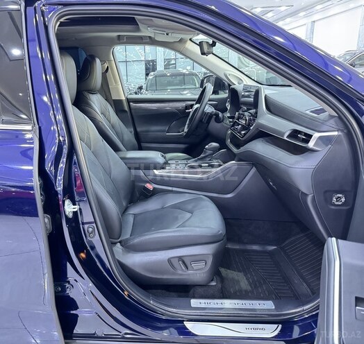 Toyota Highlander 2024, 7,400 km - 2.5 л - Bakı