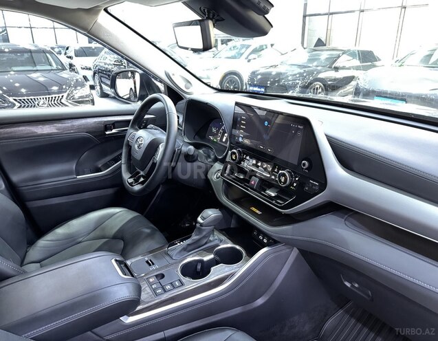 Toyota Highlander 2024, 7,400 km - 2.5 л - Bakı