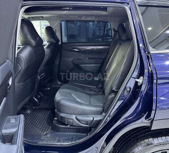 Toyota Highlander 2024, 7,400 km - 2.5 л - Bakı