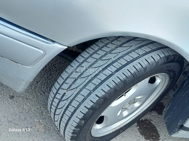 Mercedes E 240 1999, 357,600 km - 2.4 l - Bakı