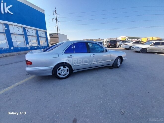 Mercedes E 240 1999, 357,600 km - 2.4 l - Bakı