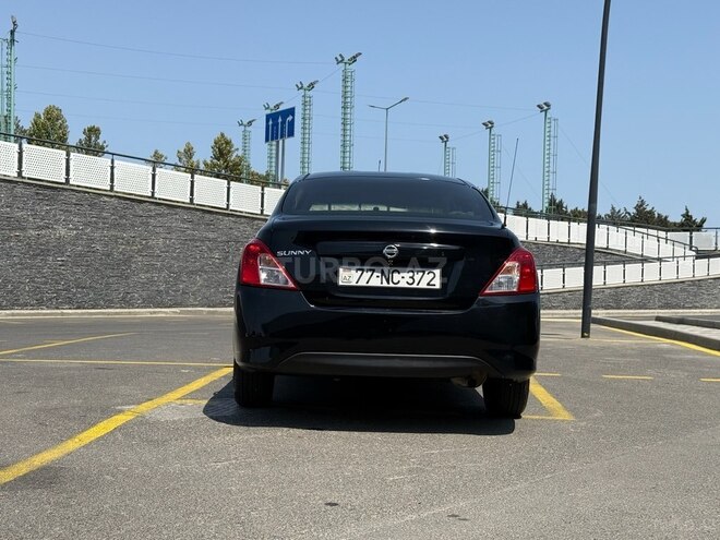 Nissan Sunny 2018, 135,000 km - 1.5 l - Bakı