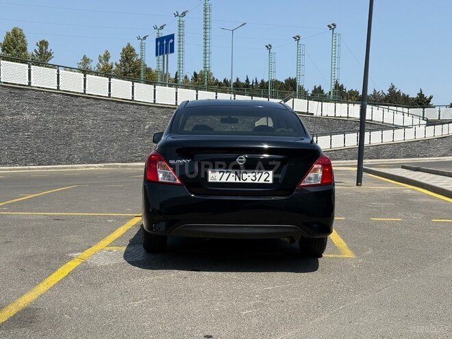 Nissan Sunny 2018, 135,000 km - 1.5 l - Bakı