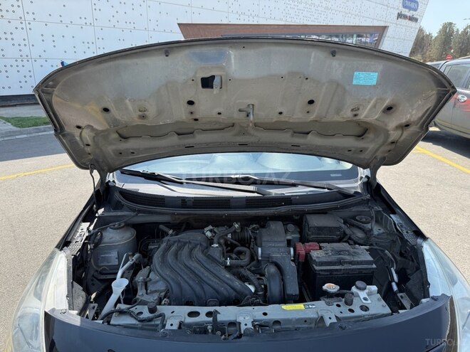 Nissan Sunny 2018, 135,000 km - 1.5 l - Bakı