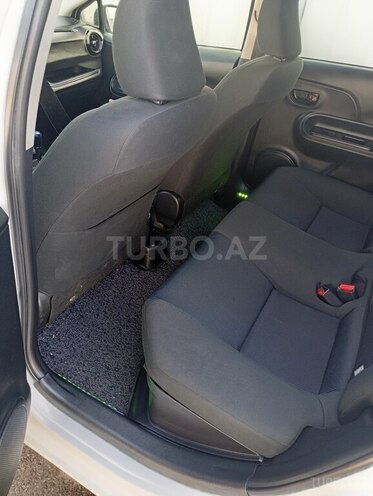 Toyota Aqua 2015, 112,000 km - 1.5 l - Bakı