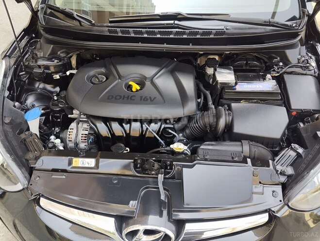 Hyundai Elantra 2015, 91,000 km - 1.8 л - Bakı