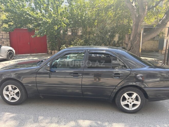 Mercedes C 180 1995, 329,729 km - 1.8 l - Bakı