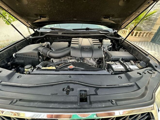 Toyota Land Cruiser 2013, 236,000 km - 4.0 l - Bakı