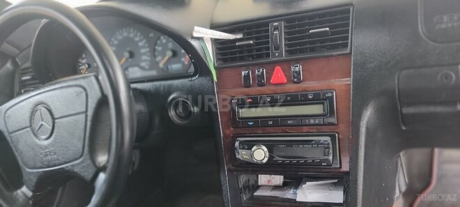 Mercedes C 200 2000, 249,000 km - 2.0 l - Biləsuvar