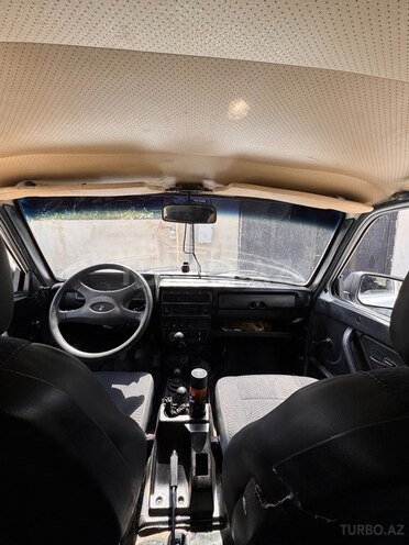 LADA (VAZ) Niva 2007, 290,000 km - 1.7 l - Quba