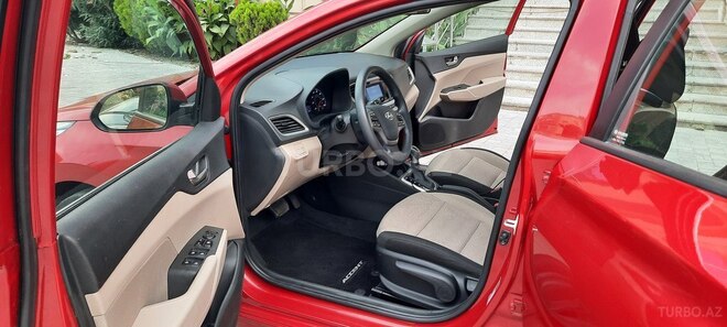 Hyundai Accent 2022, 68,000 km - 1.6 l - Bakı
