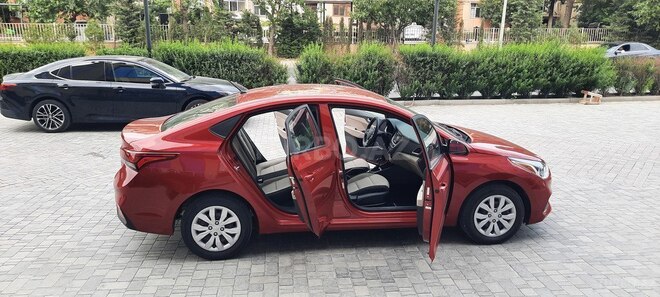 Hyundai Accent 2022, 68,000 km - 1.6 l - Bakı
