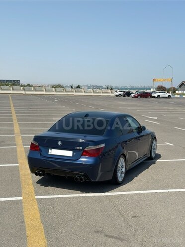 BMW 525 2004, 410,000 km - 2.5 l - Bakı