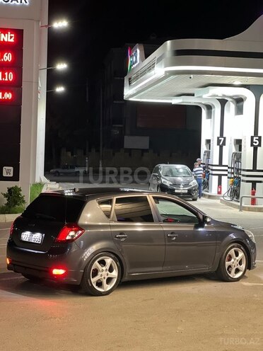 Kia  2009, 267,000 km - 1.6 l - Bakı