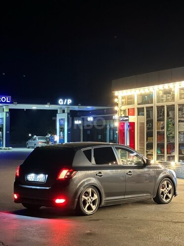Kia  2009, 267,000 km - 1.6 l - Bakı