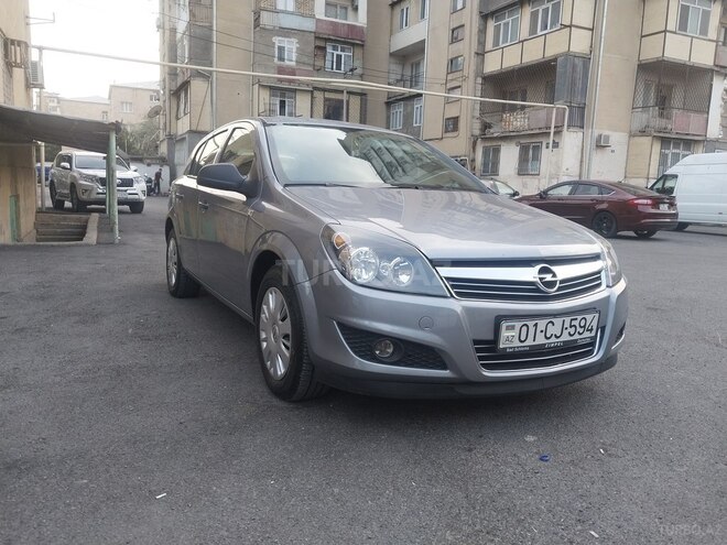 Opel Astra 2009, 156,000 km - 1.4 l - Bakı