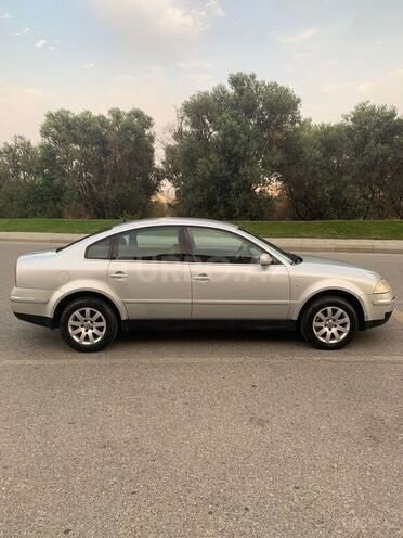 Volkswagen Passat 2001, 207,000 km - 1.8 l - Bakı