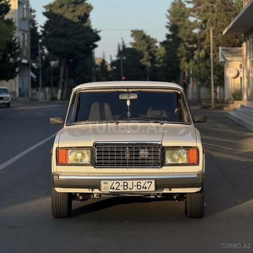 LADA (VAZ) 2107 2006, 81,000 km - 1.6 л - Astara