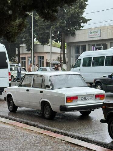 LADA (VAZ) 2107 2006, 81,000 km - 1.6 л - Astara