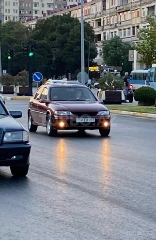 Opel Vectra 1998, 290,000 km - 1.6 l - Sumqayıt