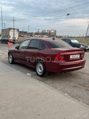 Opel Vectra 1998, 290,000 km - 1.6 l - Sumqayıt