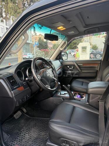 Mitsubishi Pajero 2008, 231,252 km - 3.0 l - Bakı