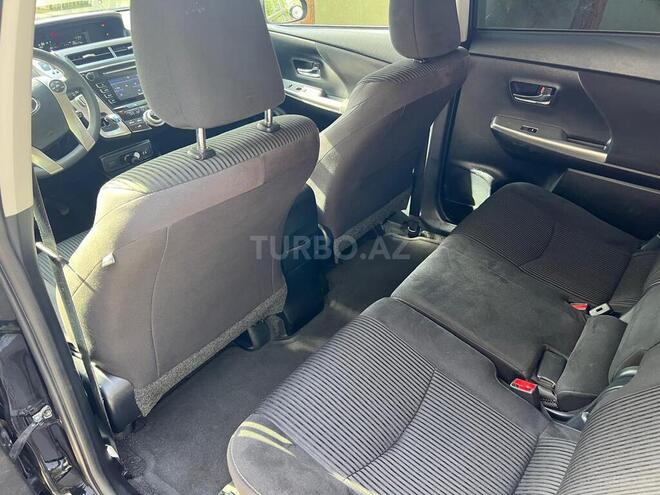 Toyota Prius V 2015, 131,000 km - 1.8 l - Sumqayıt