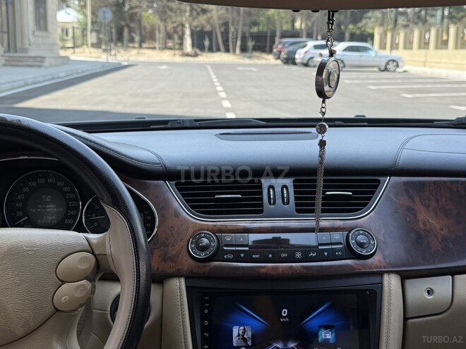 Mercedes CLS 350 2005, 300,000 km - 3.5 l - Bakı