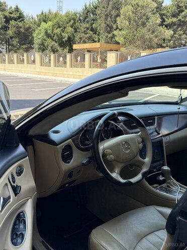 Mercedes CLS 350 2005, 300,000 km - 3.5 l - Bakı