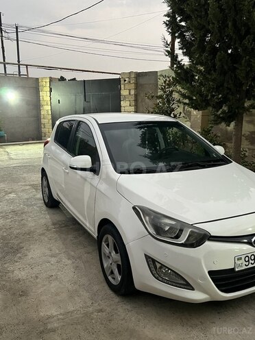 Hyundai i20 2012, 185,000 km - 1.4 l - Bakı