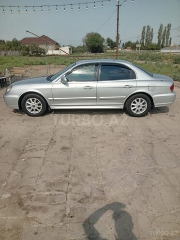 Hyundai Sonata 2004, 395,000 km - 2.0 l - Şirvan