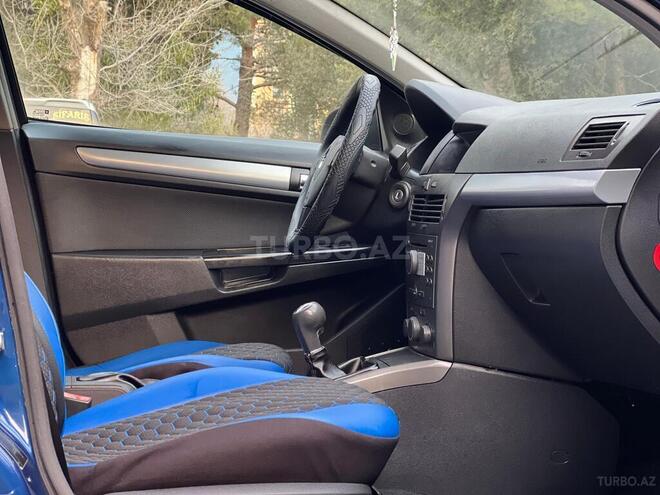 Opel Astra 2005, 203,000 km - 1.4 l - Qusar