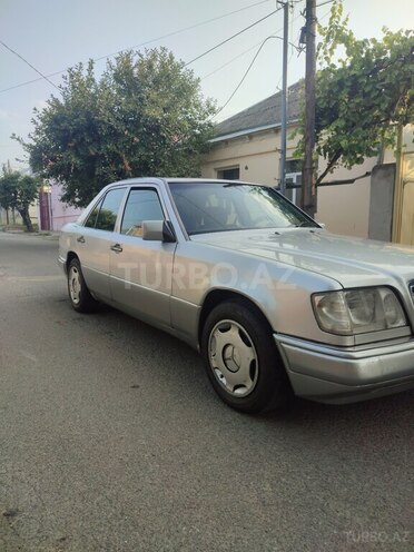 Mercedes E 200 d 1995, 795,147 km - 2.0 l - Ağstafa