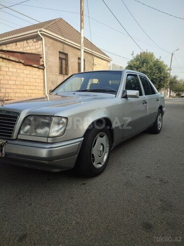 Mercedes E 200 d 1995, 795,147 km - 2.0 l - Ağstafa