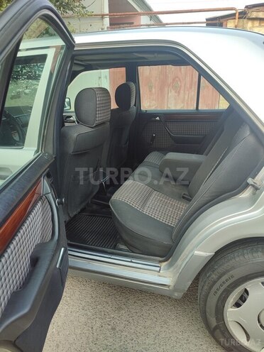 Mercedes E 200 d 1995, 795,147 km - 2.0 l - Ağstafa