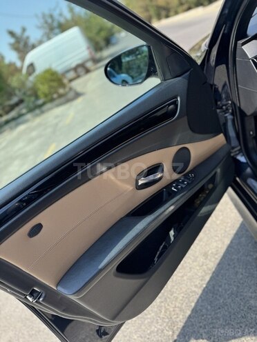 BMW 525 2007, 187,000 km - 2.5 л - Bakı