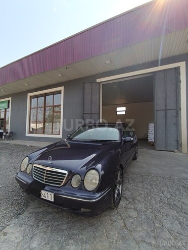 Mercedes E 240 1999, 241,682 km - 2.4 l - Oğuz
