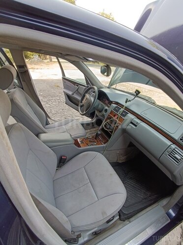 Mercedes E 240 1999, 241,682 km - 2.4 l - Oğuz
