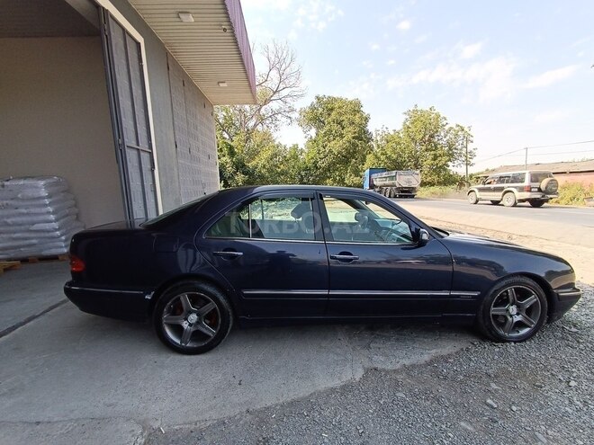 Mercedes E 240 1999, 241,682 km - 2.4 l - Oğuz