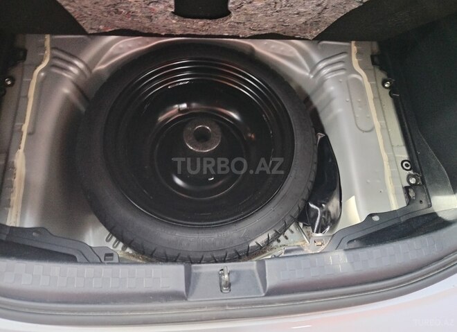 Toyota Aqua 2019, 82,000 km - 1.5 l - Bakı