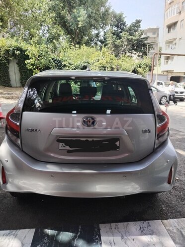 Toyota Aqua 2019, 82,000 km - 1.5 l - Bakı