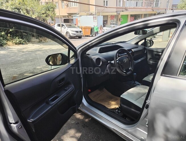 Toyota Aqua 2019, 82,000 km - 1.5 l - Bakı