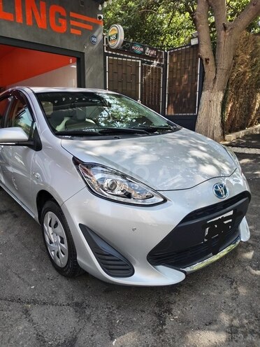 Toyota Aqua 2019, 82,000 km - 1.5 l - Bakı