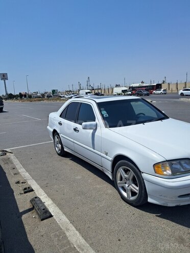 Mercedes C 200 1998, 280,000 km - 2.0 л - Bakı