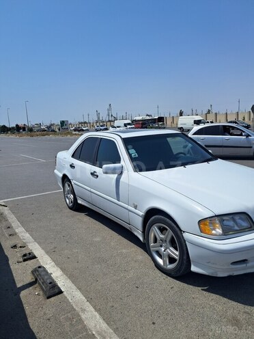 Mercedes C 200 1998, 280,000 km - 2.0 л - Bakı